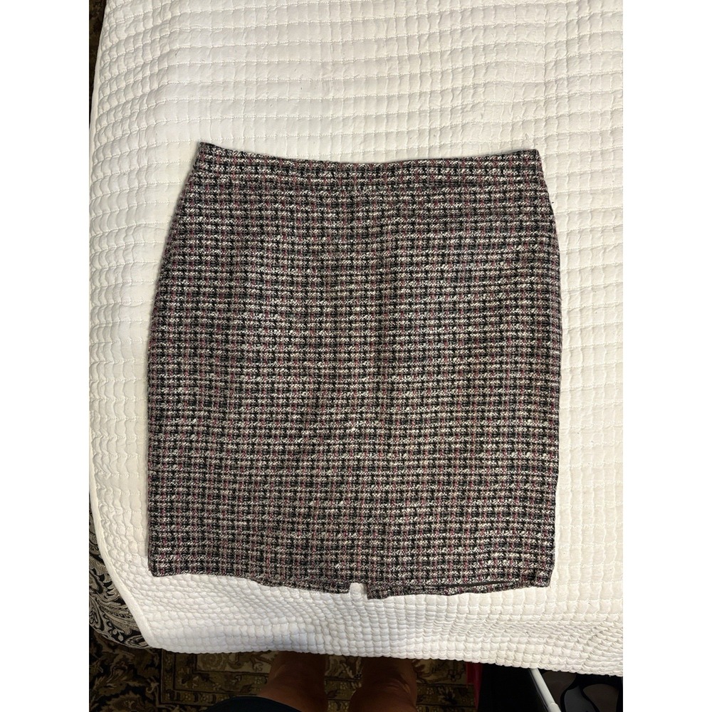 Ann Taylor Loft Tweed Skirt, Size 8, Pink Black And Gray